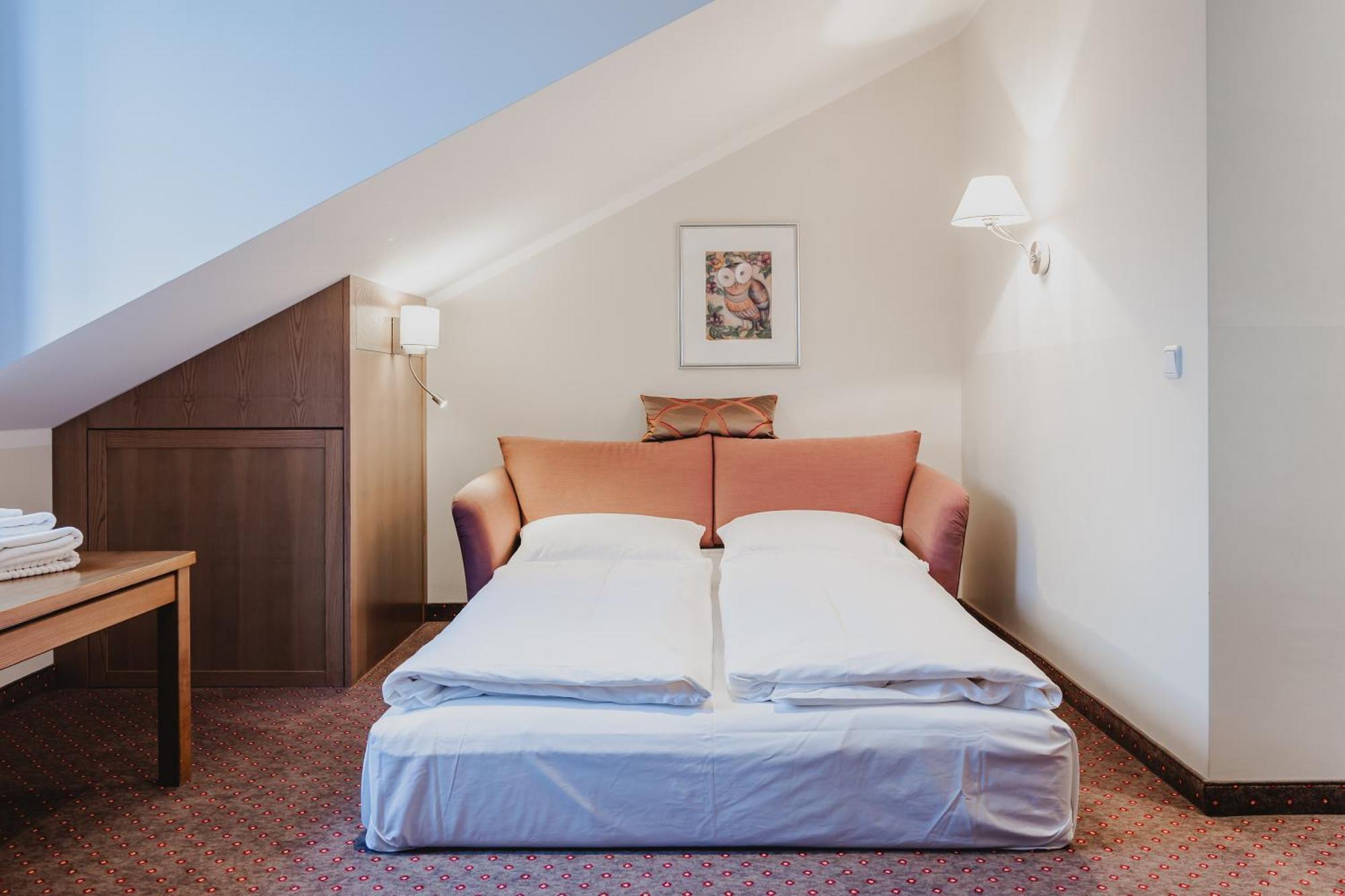Hotel Hachinger Hof Oberhaching Exterior foto