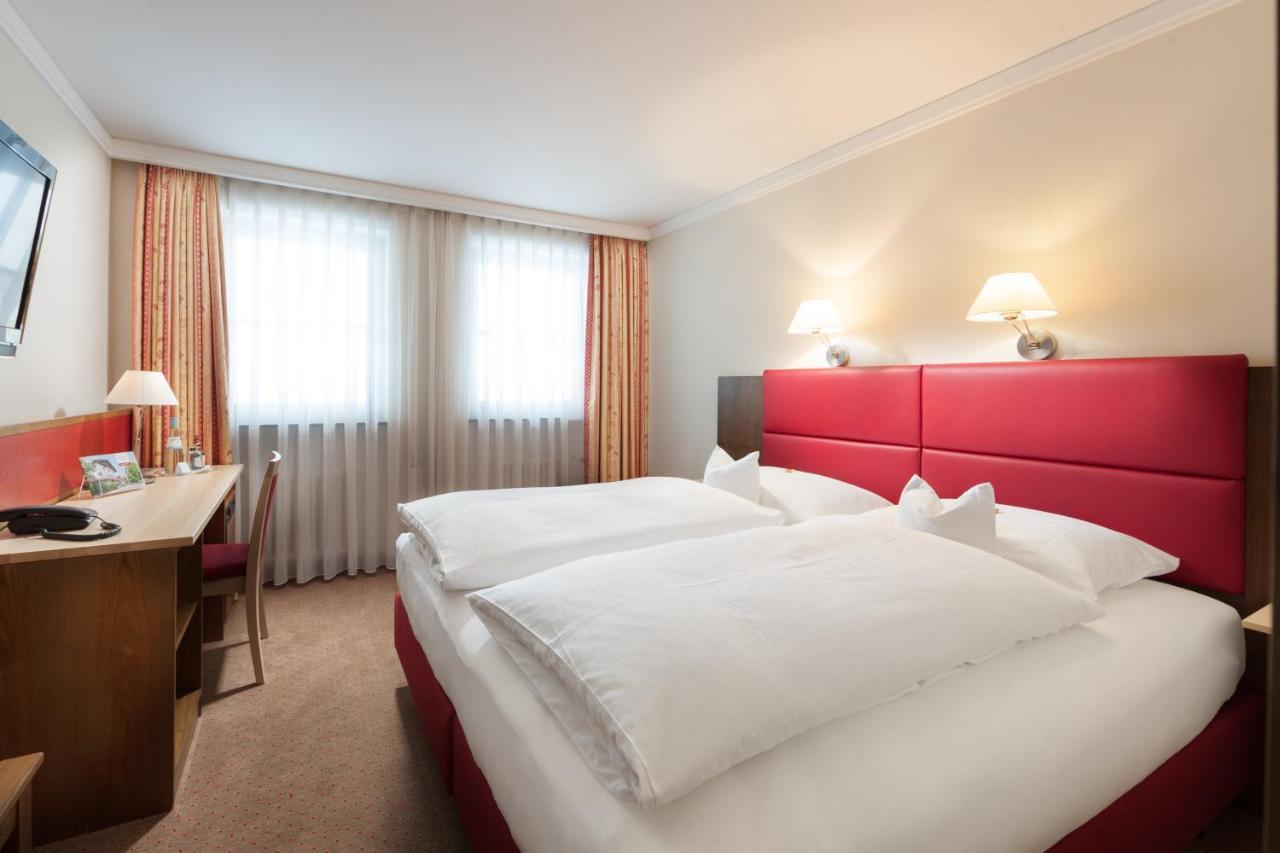 Hotel Hachinger Hof Oberhaching Exterior foto